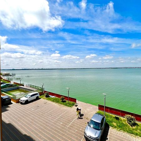 Sophia Lake View Suite Mamaia Eksteriør bilde