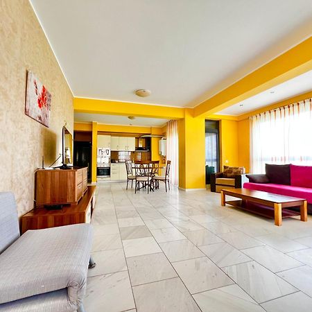 Sophia Lake View Suite Mamaia Eksteriør bilde