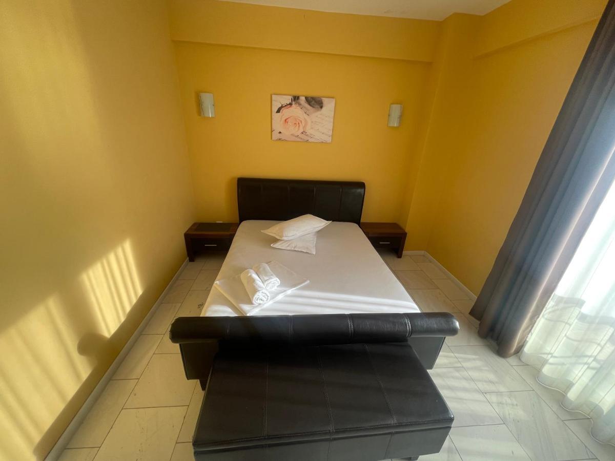 Sophia Lake View Suite Mamaia Eksteriør bilde
