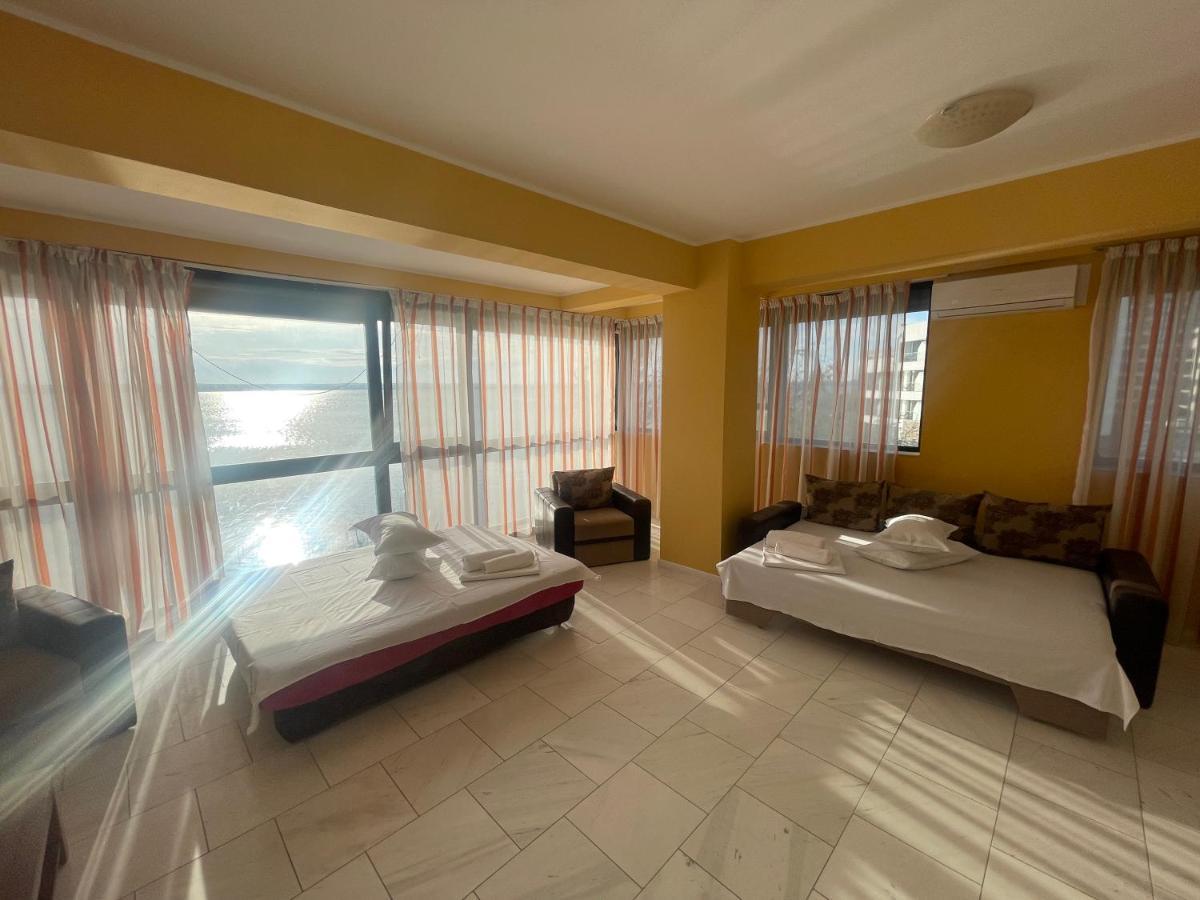 Sophia Lake View Suite Mamaia Eksteriør bilde