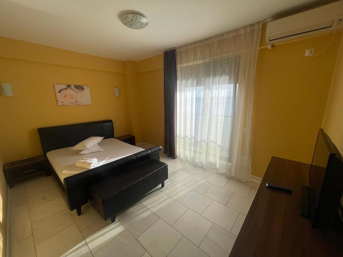 Sophia Lake View Suite Mamaia Eksteriør bilde
