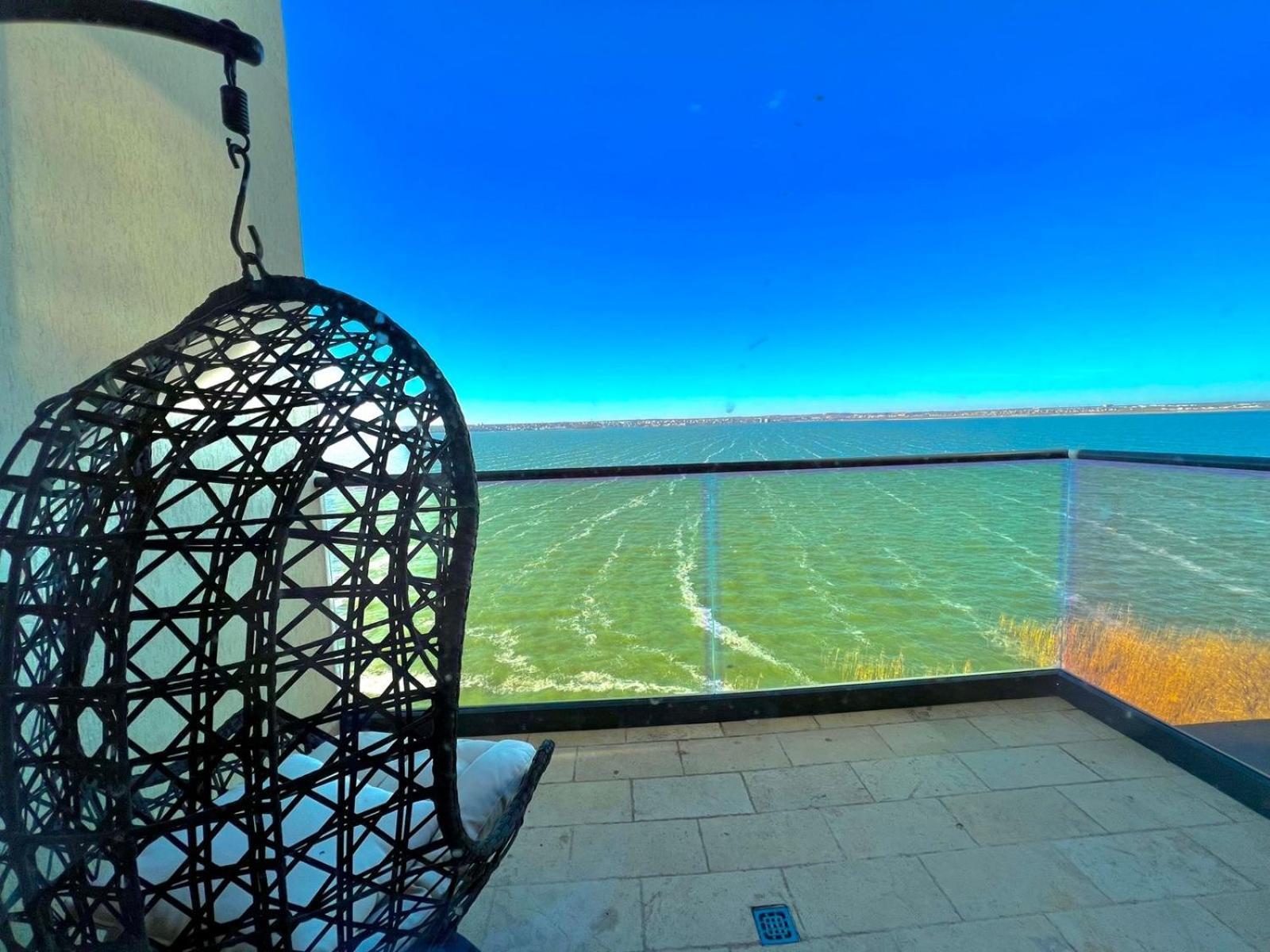 Sophia Lake View Suite Mamaia Eksteriør bilde