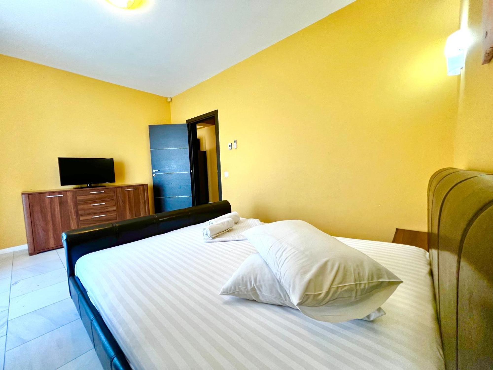 Sophia Lake View Suite Mamaia Eksteriør bilde