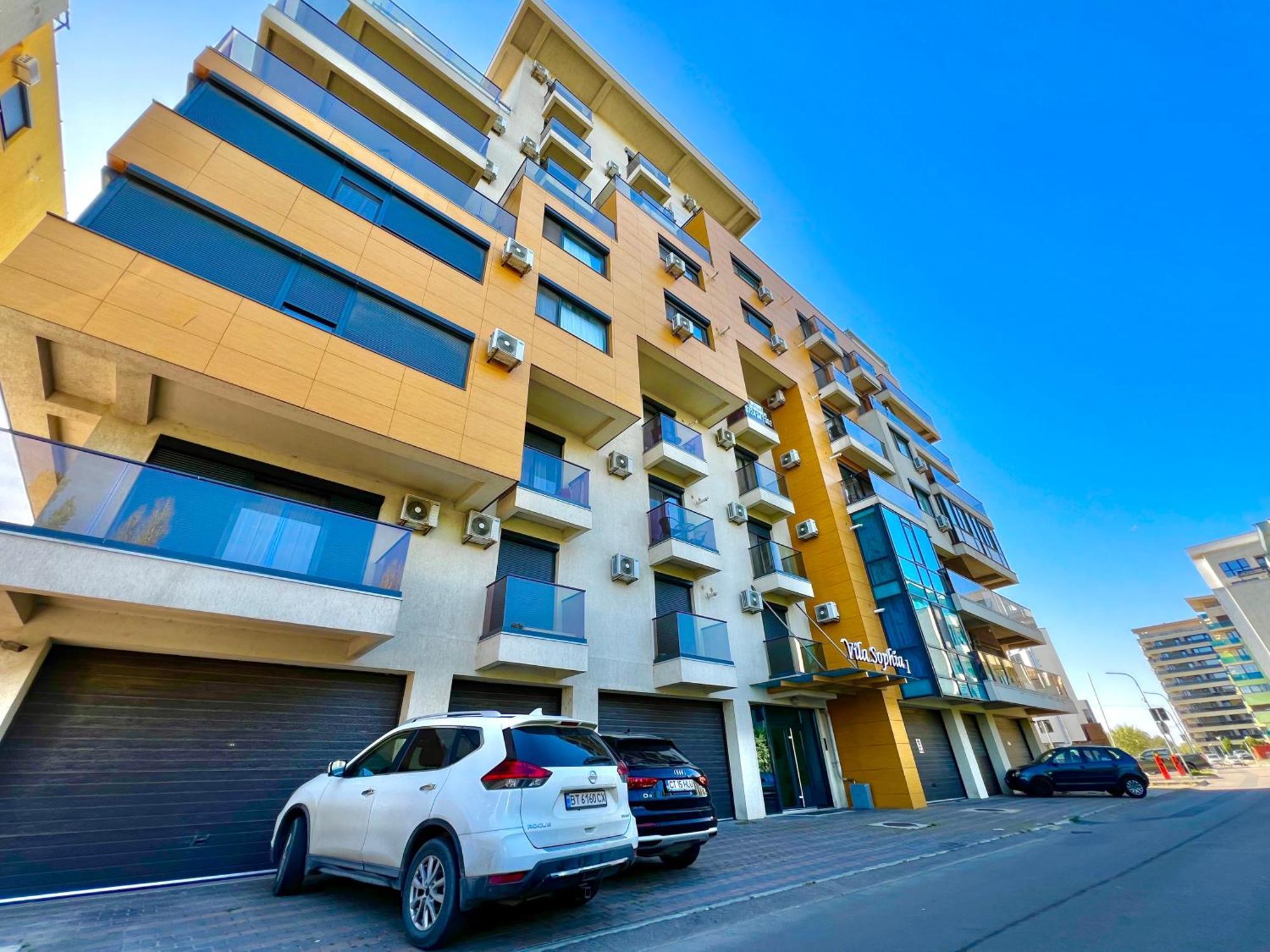 Sophia Lake View Suite Mamaia Eksteriør bilde